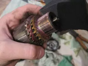 Сильно Искрят Щетки На Болгарке