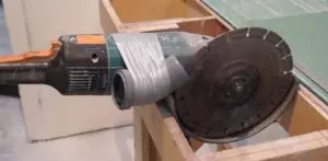 Пилим Болгаркой Без Пыли